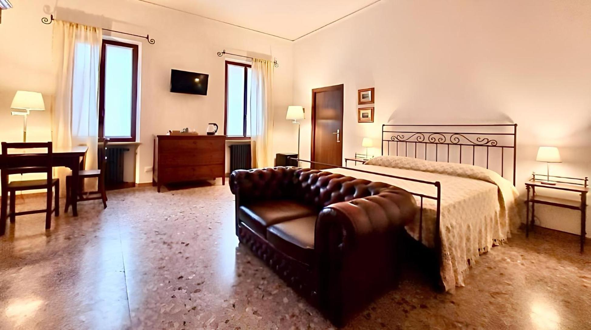 Elle Palace - Simply Elegant Верона Екстериор снимка